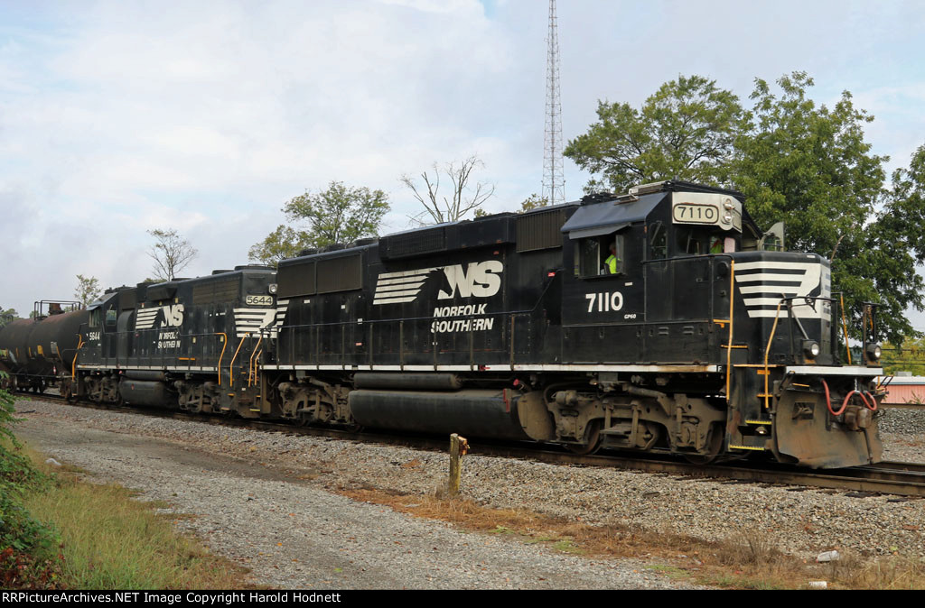 NS 7110 & 5644 back train P15 into the yard